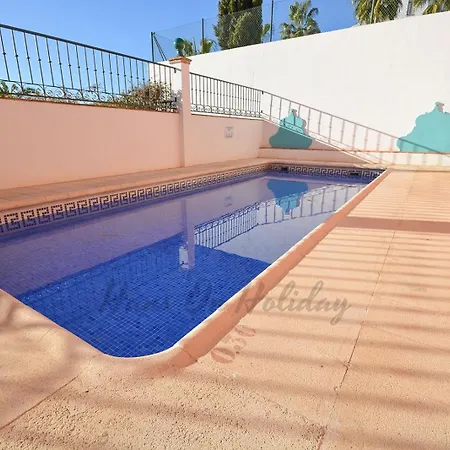 La Fuente 4, Amazing 3 Bedroom 2 Bthroom Family With Views, Padel Court And 2 Pools Hansonholiday