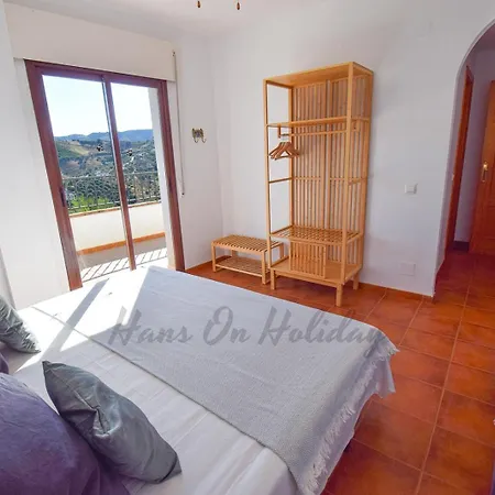 La Fuente 4, Amazing 3 Bedroom 2 Bthroom Family With Views, Padel Court And 2 Pools Hansonholiday