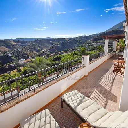 La Fuente 4, Amazing 3 Bedroom 2 Bthroom Family With Views, Padel Court And 2 Pools Hansonholiday * Frigiliana